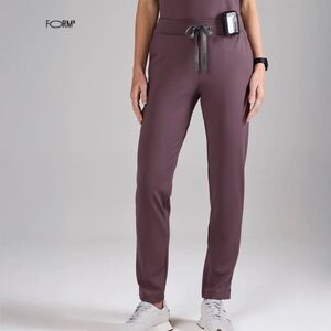 Figs Super Soft Pants PLUM TENA FORM SLIM TAPERED PANT